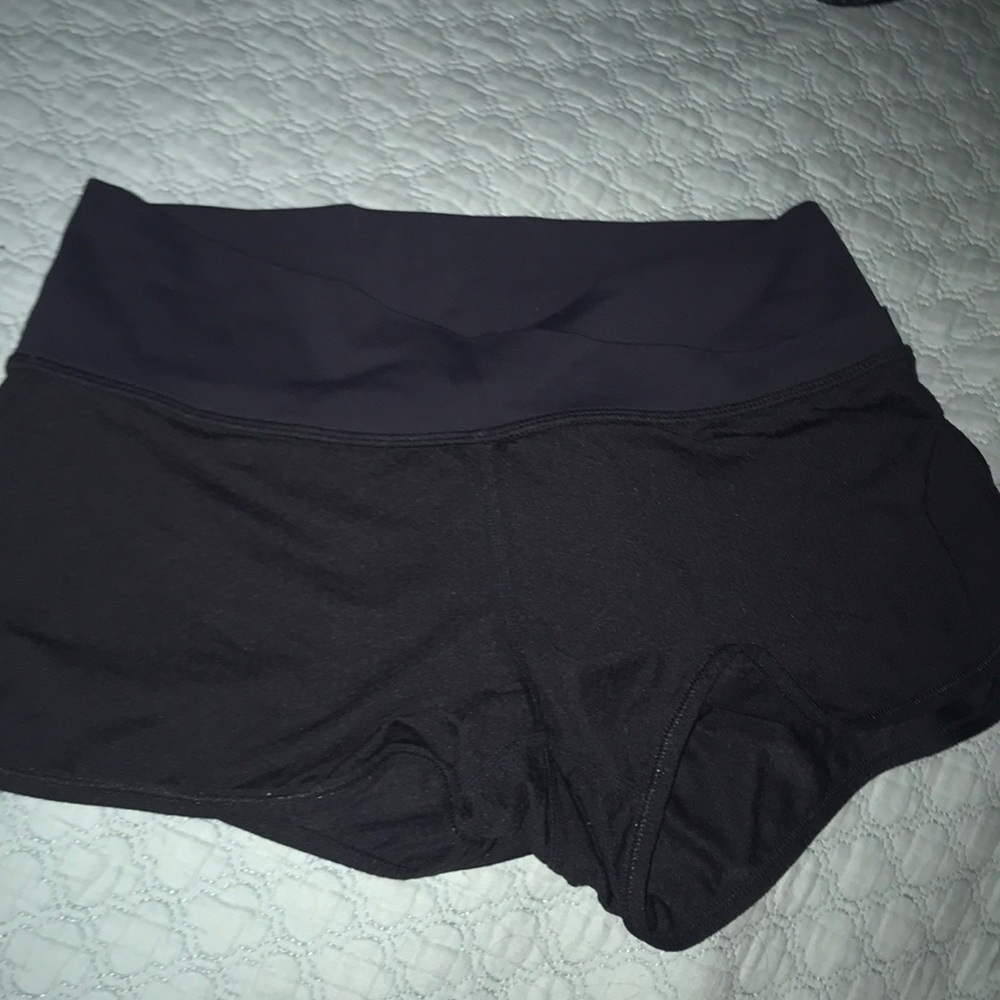 Lululemon shorts and leggings